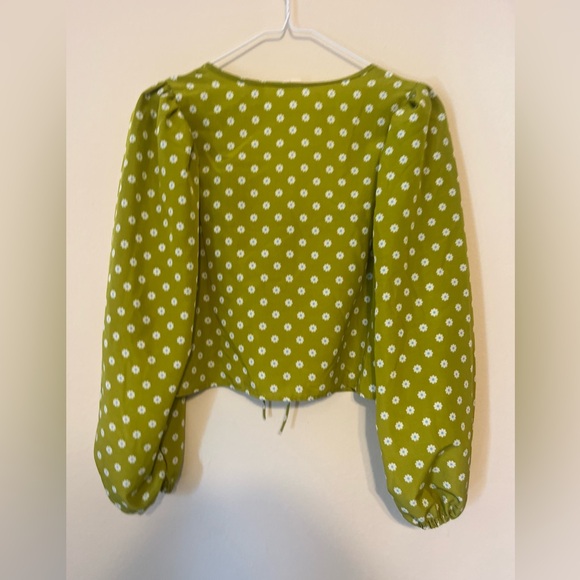 Green Floral Tie Top - Picture 3 of 3